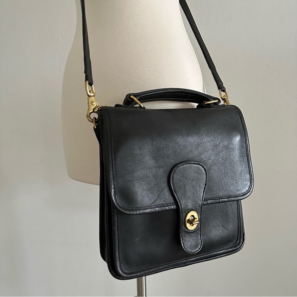 Coach Handbags - Vintage Coach Station Black Leather Bag 5130